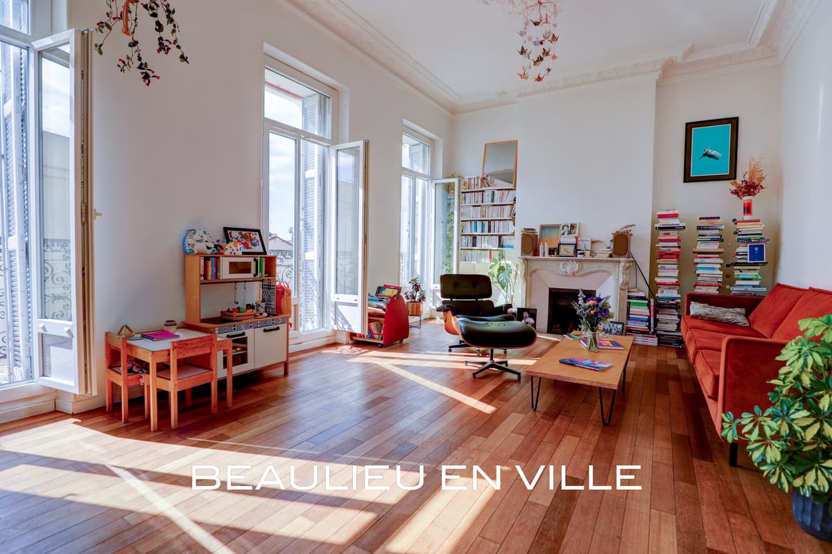 EXCLUSIVITE - SAINT-CHARLES - T3 - 93 m2 - CHAMBRES DE SERVICE - 330 000 € - 1