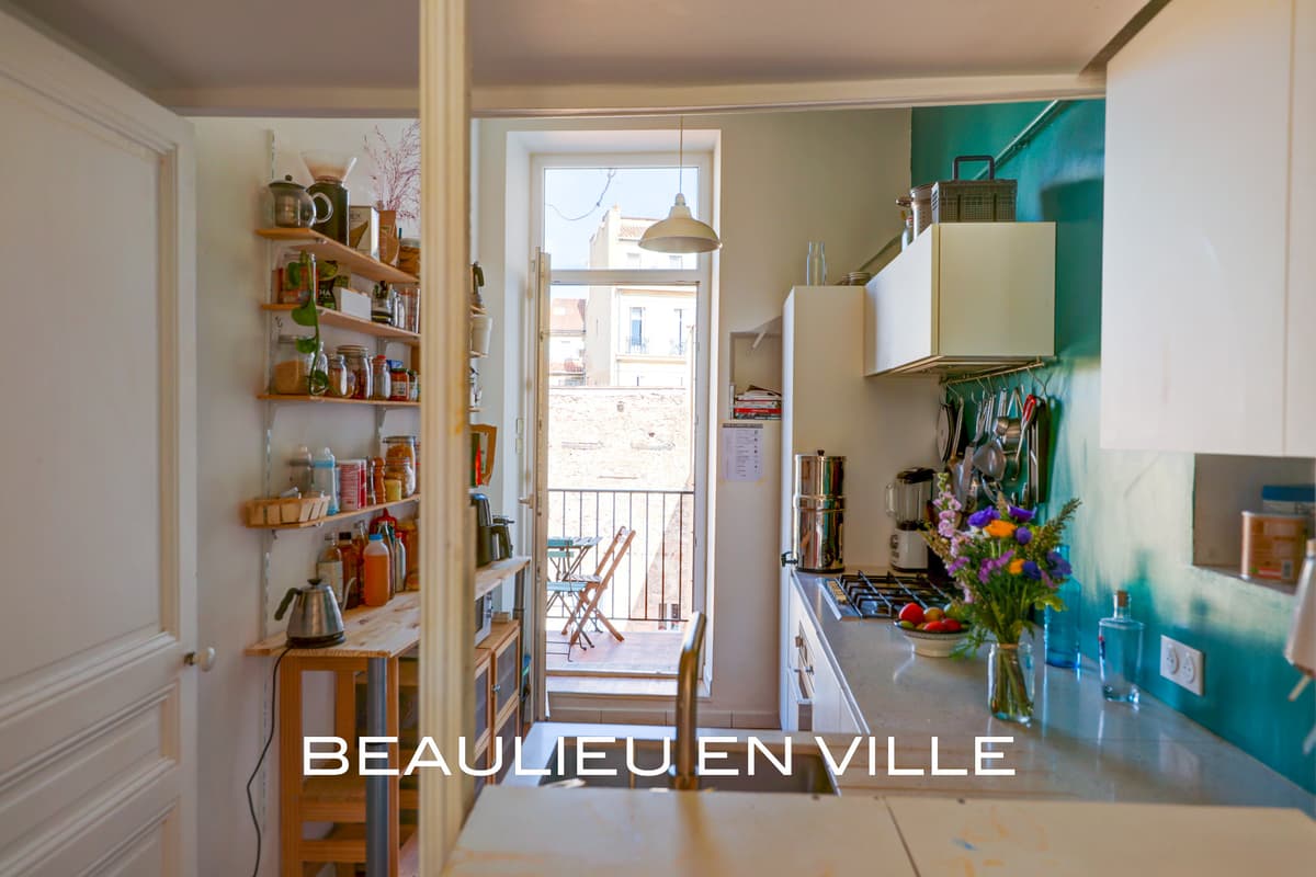 EXCLUSIVITE - SAINT-CHARLES - T3 - 93 m2 - CHAMBRES DE SERVICE - 330 000 € - 4