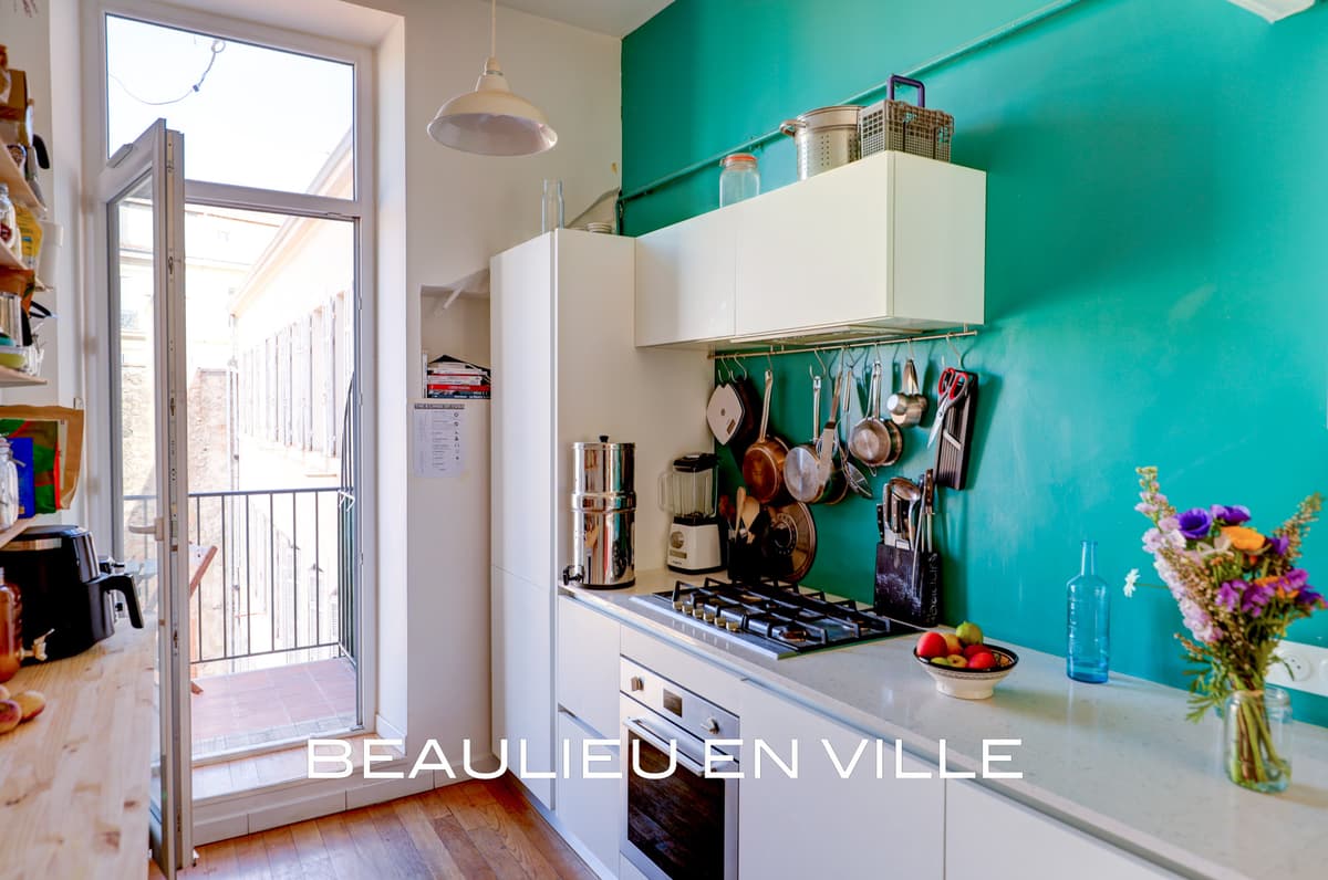 EXCLUSIVITE - SAINT-CHARLES - T3 - 93 m2 - CHAMBRES DE SERVICE - 330 000 € - 5