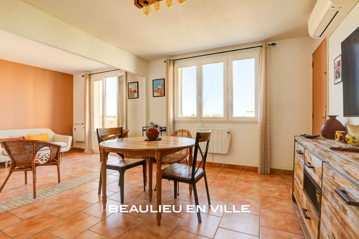 EXCLUSIVITE - SAINT JULIEN - T3 TRAVERSANT EST-OUEST - 59 M2 - 150 000€ - 4