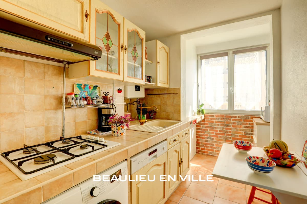 EXCLUSIVITE - SAINT JULIEN - T3 TRAVERSANT EST-OUEST - 59 M2 - 150 000€ - 6
