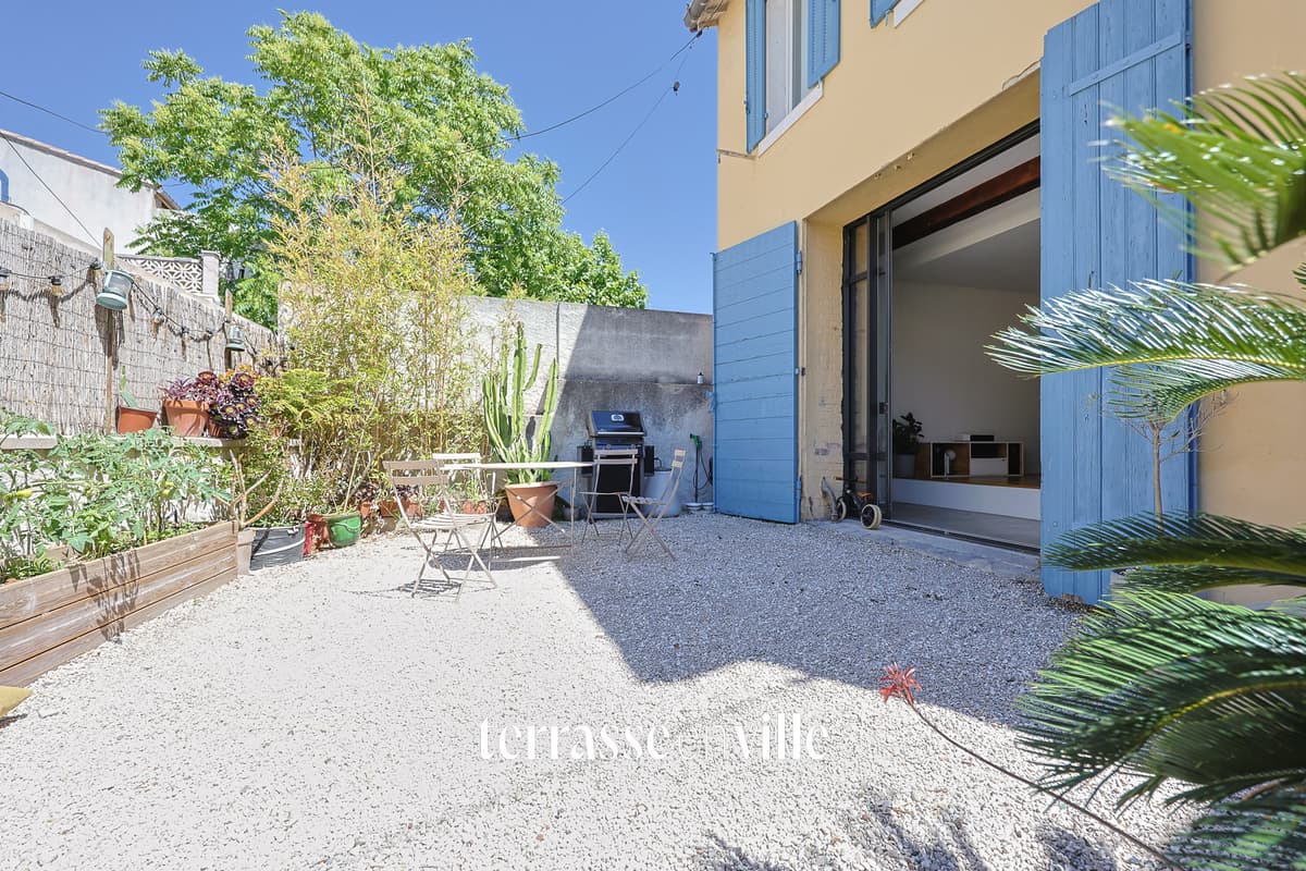 EXCLUSIVITÉ SAINT-LOUP CENTRE VILLAGE MAISON INDIVIDUELLE 80 M2 EXTÉRIEUR 40 M2 350 000 €