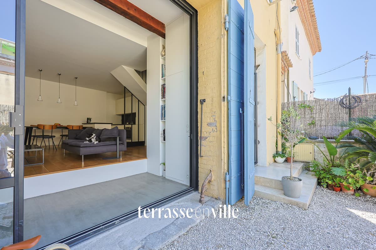 EXCLUSIVITÉ SAINT-LOUP CENTRE VILLAGE MAISON INDIVIDUELLE 80 M2 EXTÉRIEUR 40 M2 350 000 € - 1