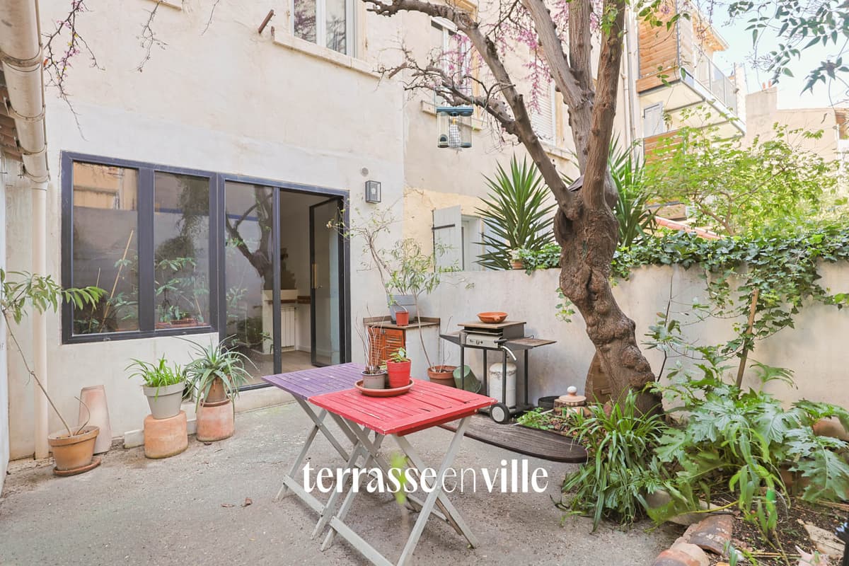 EXCLUSIVITE - EUGENE PIERRE / FERRARI - T3 66m2 - TERRASSE - 320 000€