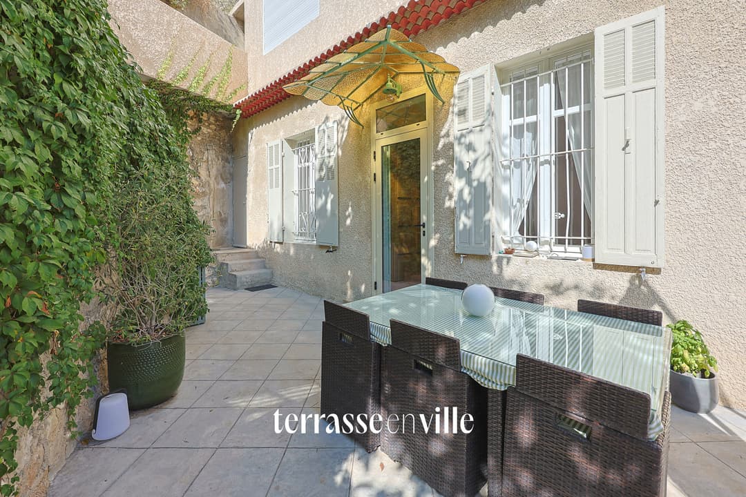 SOUS OFFRE - EXCLUSIVITE - ENDOUME - T4 - 113m2- JARDIN - 850 000€