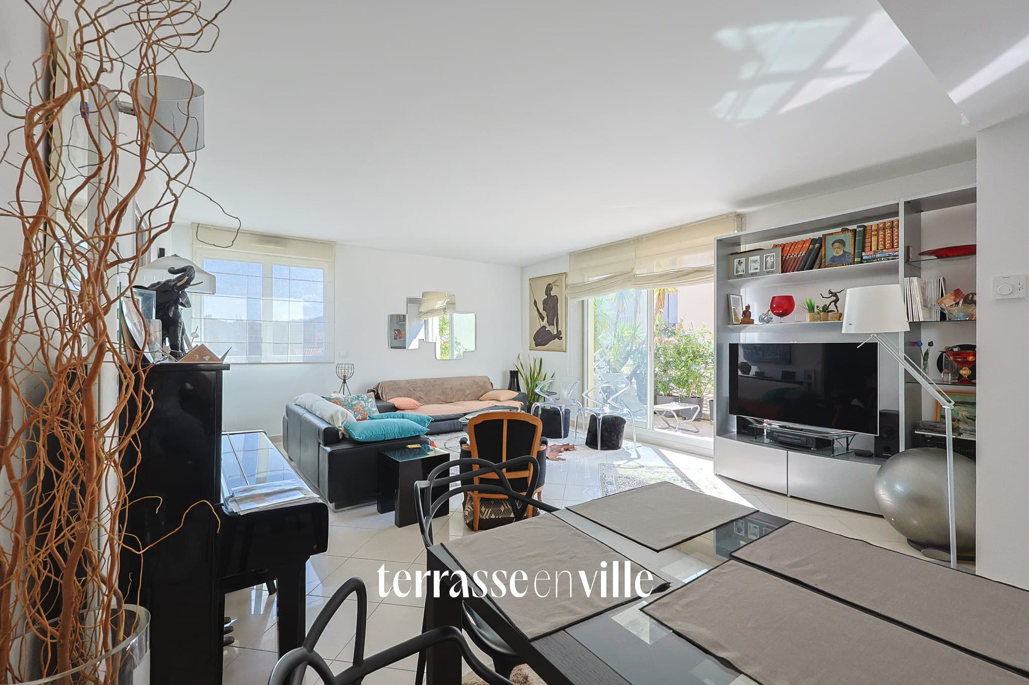 PARADIS MERMOZ - T4 - 103M2 - TERRASSE- BOX FERME - 570 000€ - 5