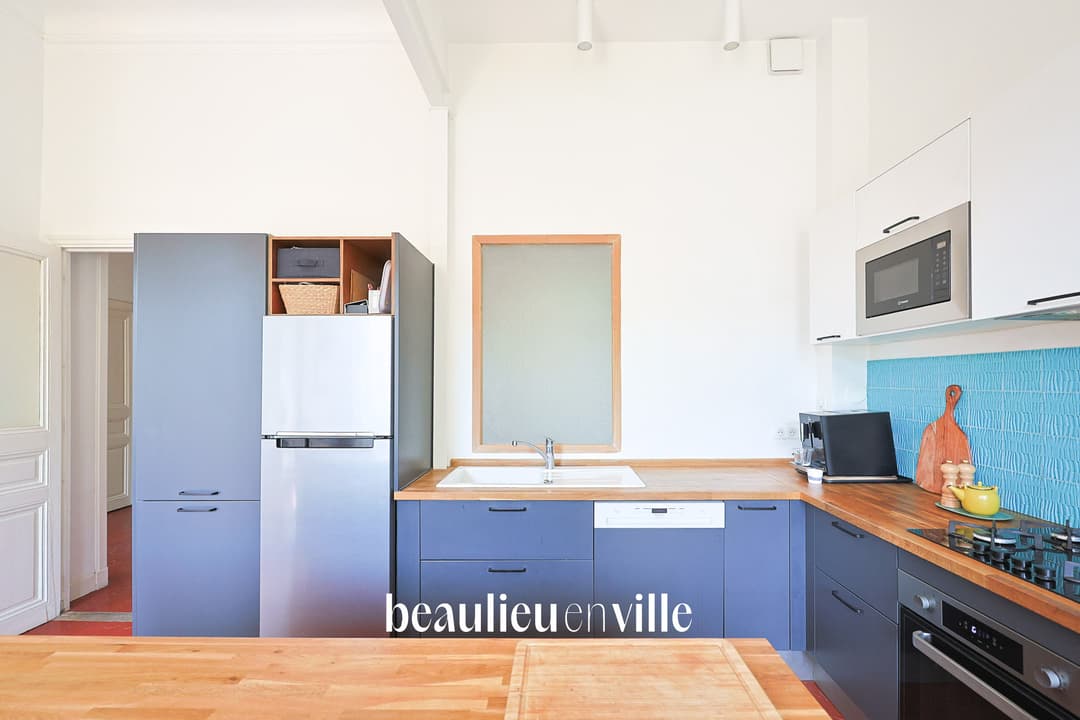 SOUS OFFRE - EXCLUSIVITE - CINQ AVENUES / PLACE SEBASTOPOL - T4 - 141M2 - BALCON - PARKING - 560 000€