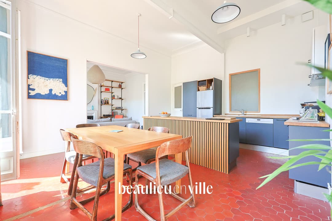 SOUS OFFRE - EXCLUSIVITE - CINQ AVENUES / PLACE SEBASTOPOL - T4 - 141M2 - BALCON - PARKING - 560 000€