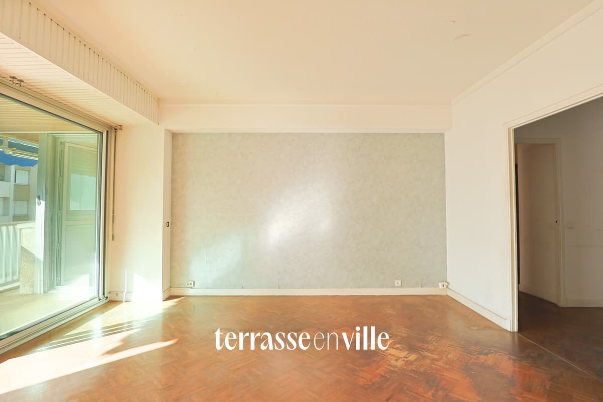 EXCLUSIVITÉ CARRÉ D’OR T3 TERRASSE GARAGE EN SUS 350 000 € - 4
