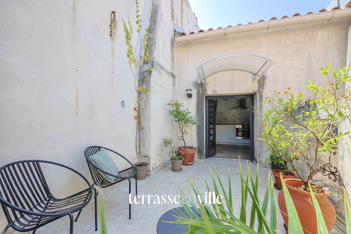 EXCLUSIVITE - VIEUX-PORT / HÔTEL DE VILLE - DERNIER ETAGE - T2 - 55m2 - TERRASSE - 290 000€ - 3