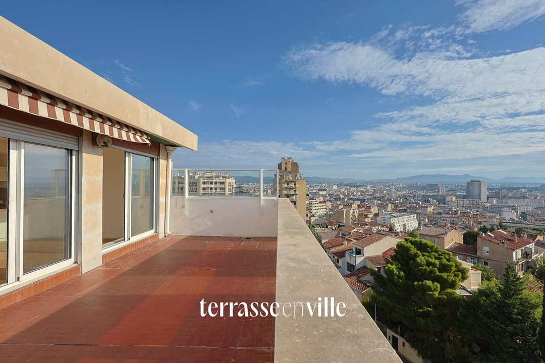 EXCLUSIVITE - VAUBAN / HAUT BRETEUIL T3 - 66m2 - TERRASSE - VUE - BOX EN SUS - 450 000€