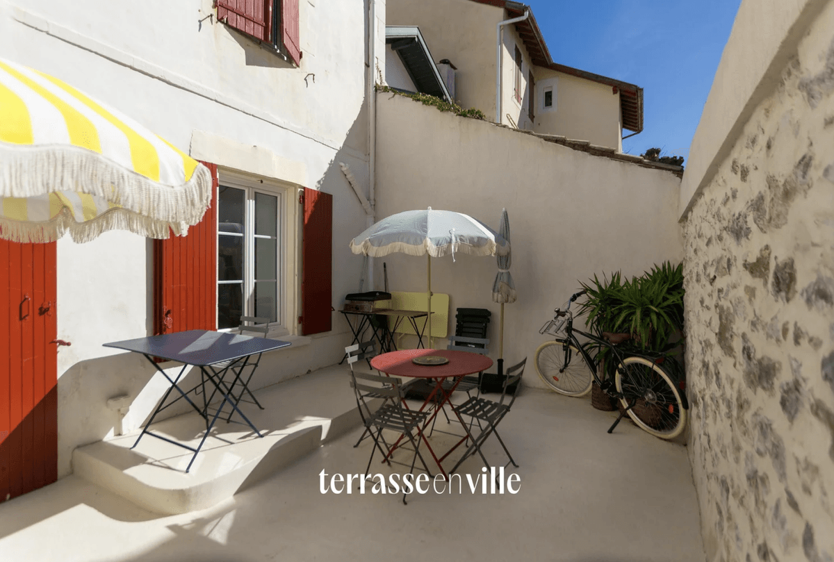 BIARRITZ - T3 - 77M2 - TERRASSE - 799 000 EUROS