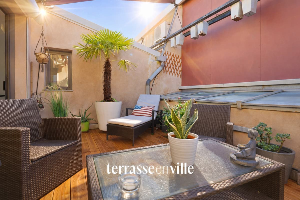 CINQ AVENUES / LONGCHAMP - LOFT T2 - 90m2 - TERRASSE - PARKING - 380 000€