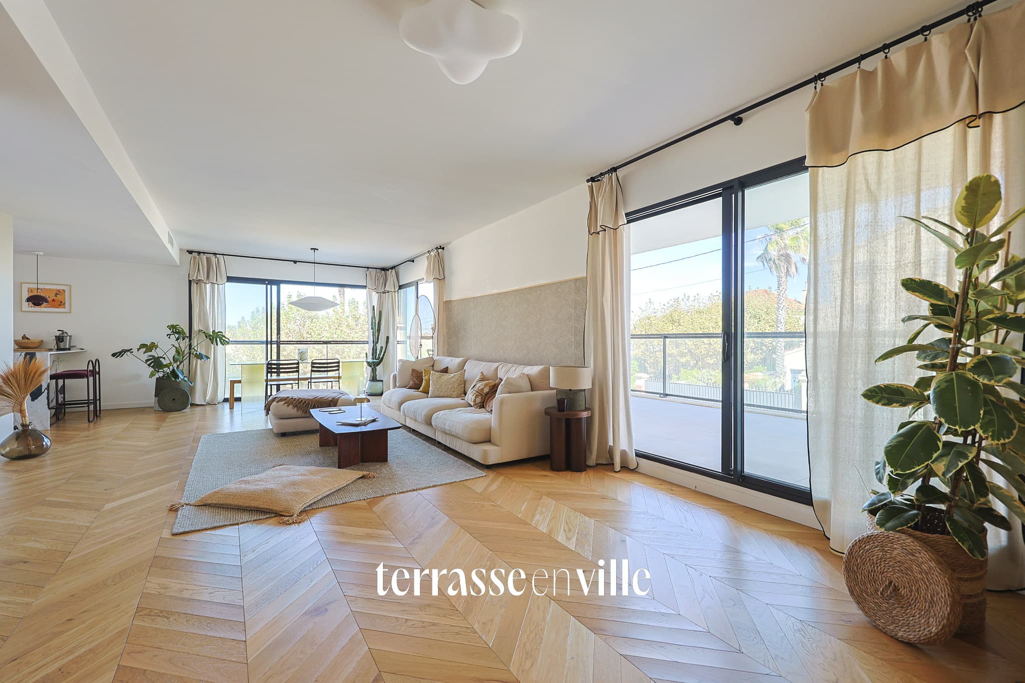 EXCLUSIVITE - POINTE ROUGE - T3 - TERRASSE - GARAGE EN SUS - 750 000 € - 6