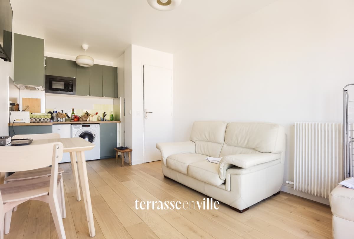 13005 - BAILLE - T2 meublé et rénové - 850€ - 5