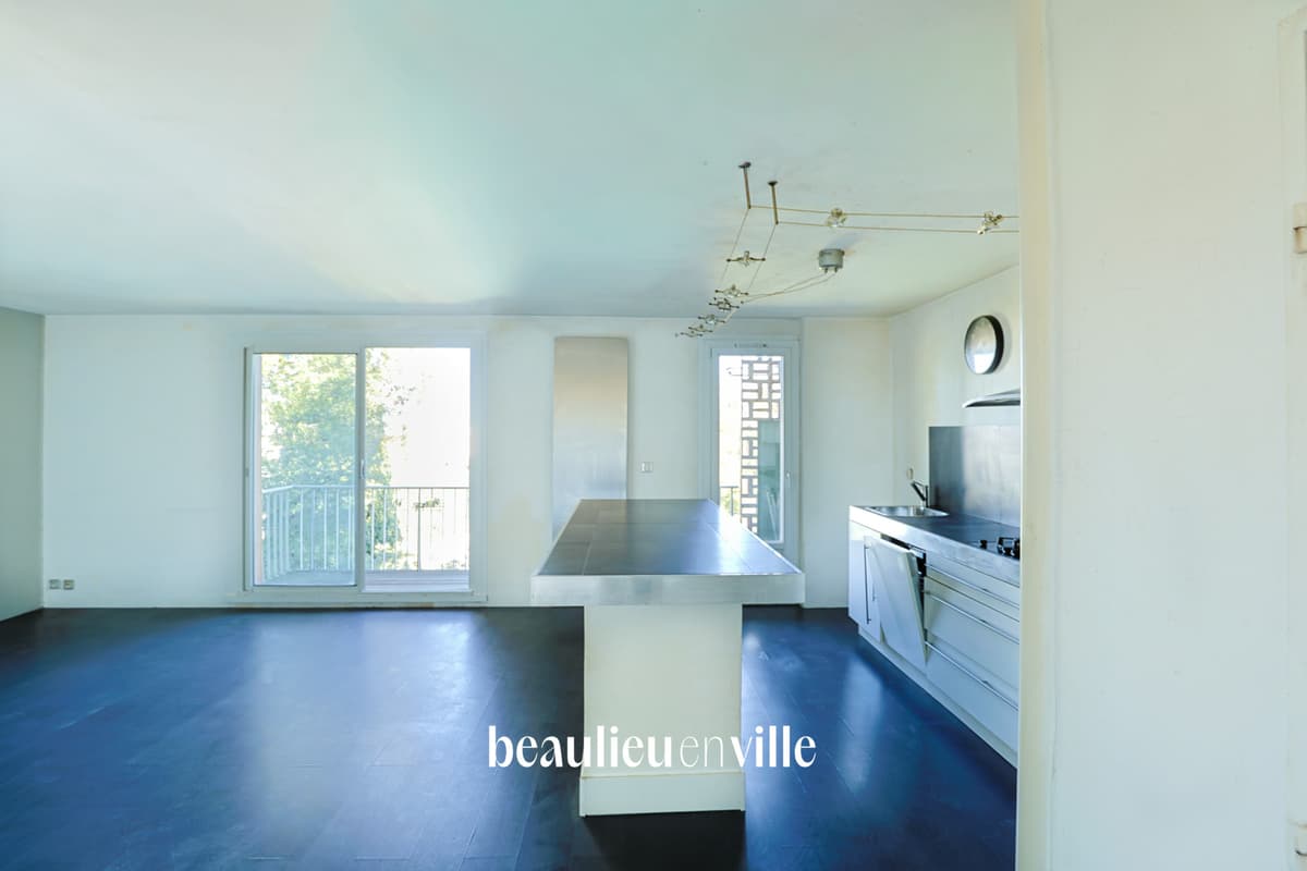 LE CABOT 9ème - T3 - 70 M2 - BALCON - PARKING - 210 000€ - 3