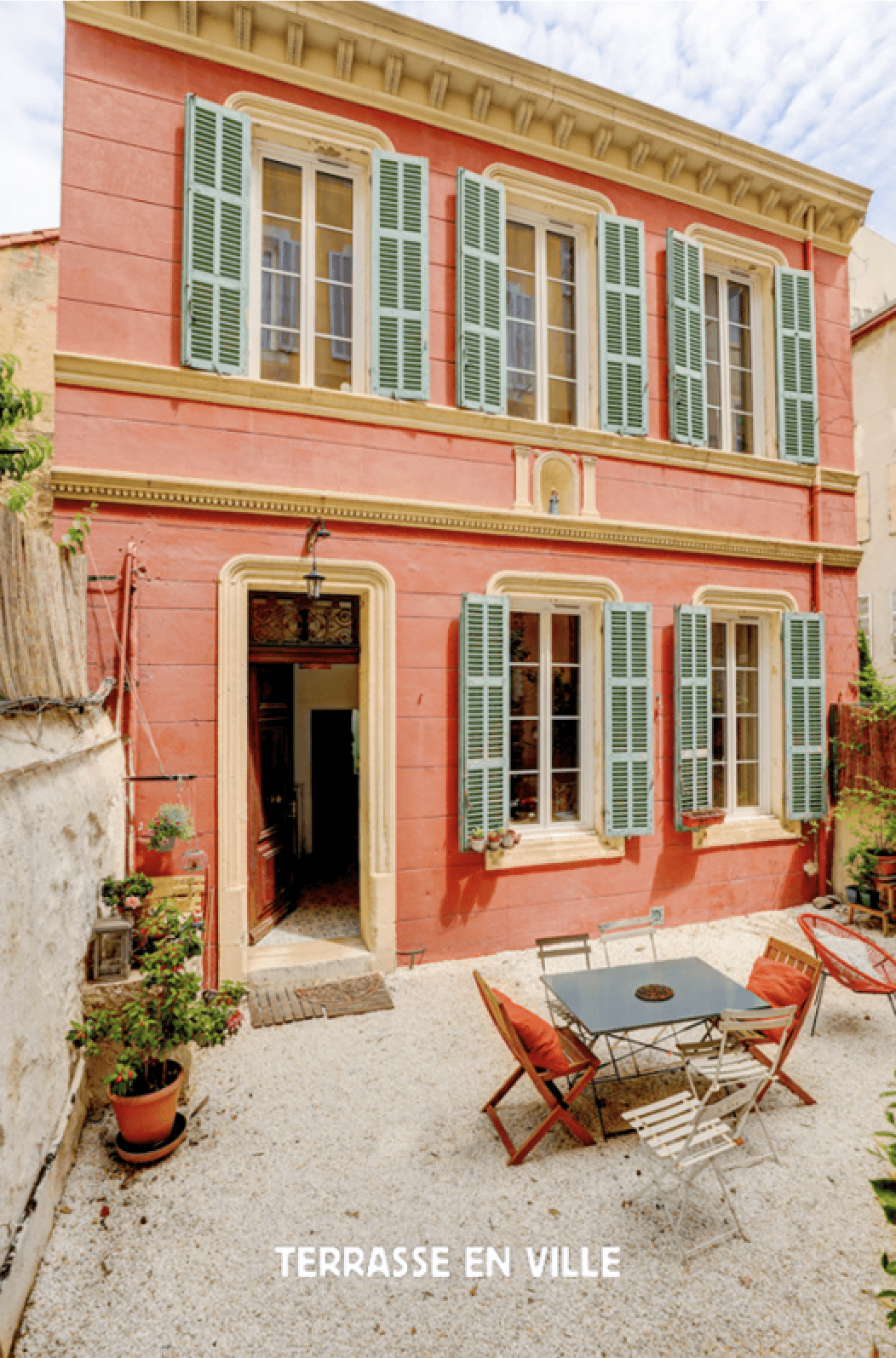 NOTRE-DAME-DU-MONT - MAISON - T6 - 150M2 - TERRASSE - 719 000€