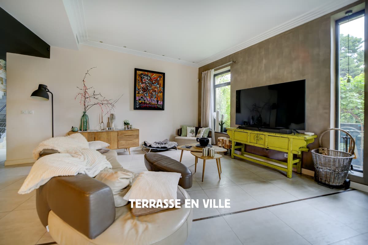 MARSEILLE 12è - SPLENDIDE BATISSE DU XIXè - 260M2 - JARDIN 700M2 - PISCINE - 1 690 000€ - 5