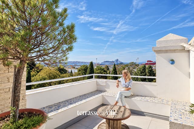 EXCLUSIVITE - SILO PANZANI 13002 - MAISON 2/3 PIECES - 69m2 - TERRASSE 74m2 - VUE MER - 262 000€