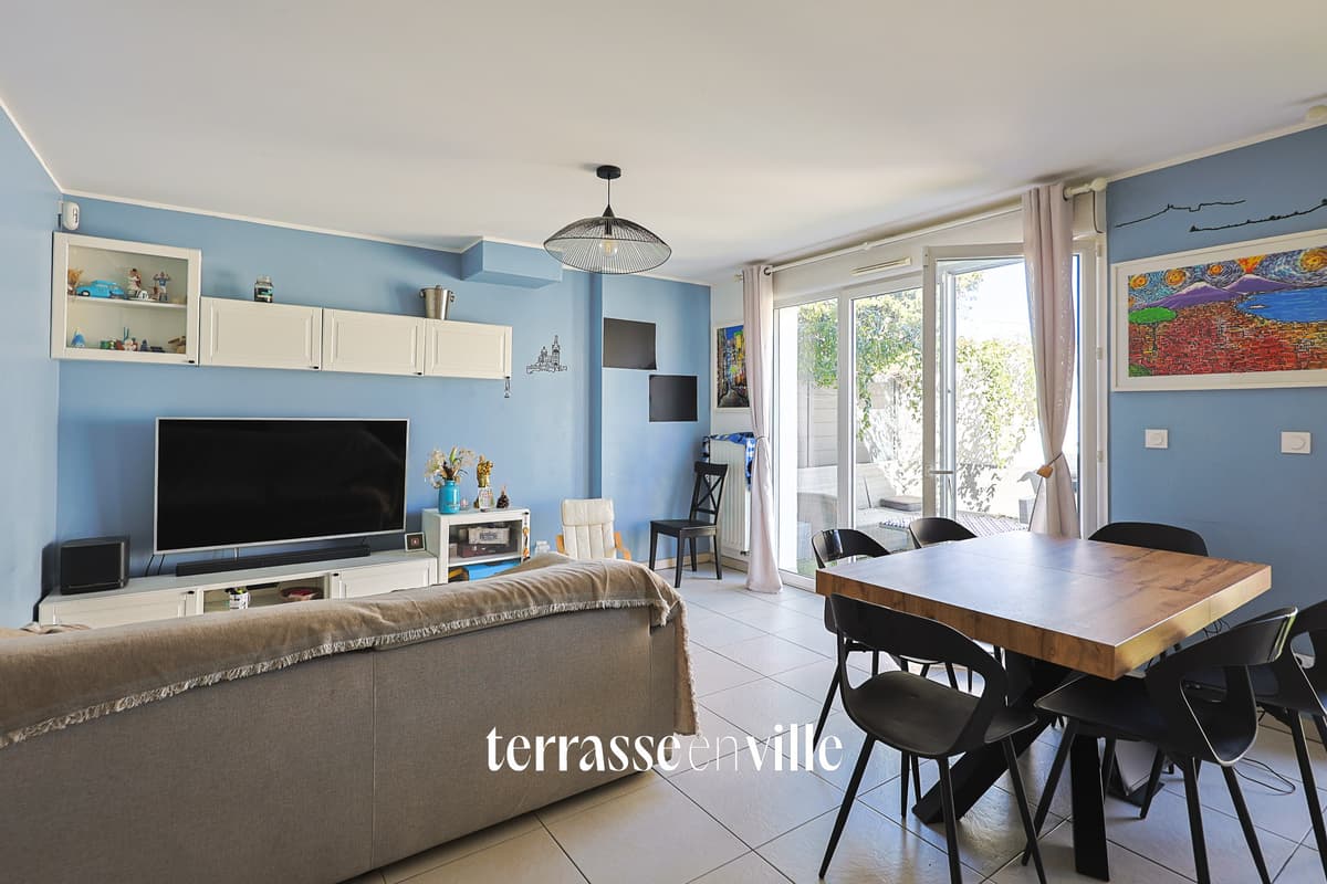 MONTOLIVET / SAINT JULIEN - 13012 - MAISON - T4 - 89 M2 - JARDIN 33 m2 - GARAGE - 399 000 € - 2