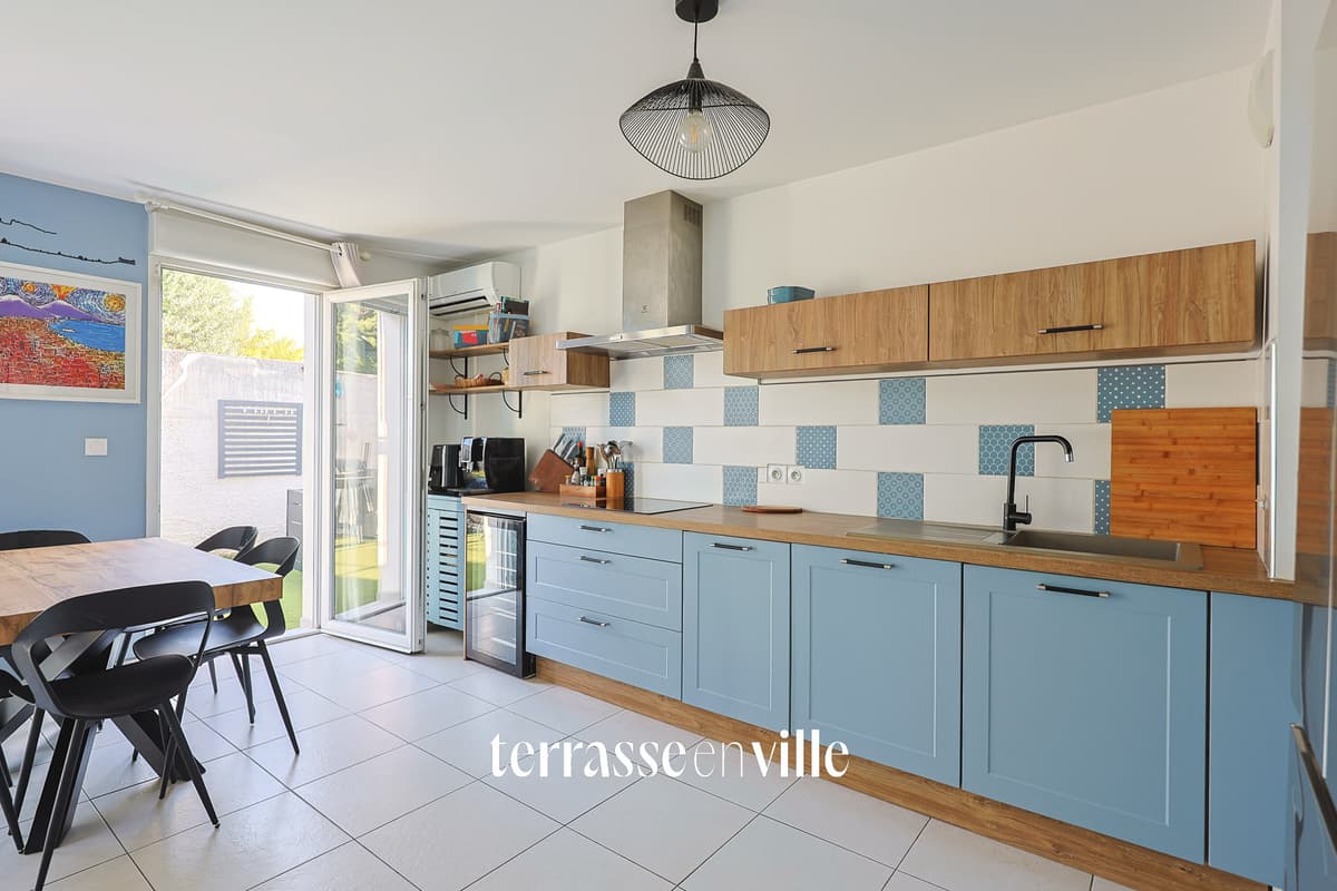 EXCLUSIVITE - MONTOLIVET / SAINT JULIEN - 13012 - MAISON - T4 - 89 M2 - JARDIN 33 m2 - GARAGE - 399 000 € - 3