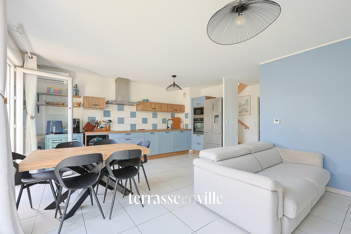 EXCLUSIVITE - MONTOLIVET / SAINT JULIEN - 13012 - MAISON - T4 - 89 M2 - JARDIN 33 m2 - GARAGE - 399 000 € - 4