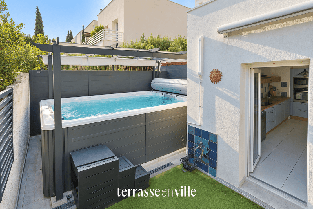 EXCLUSIVITE - MONTOLIVET / SAINT JULIEN - 13012 - MAISON - T4 - 89 M2 - JARDIN 33 m2 - GARAGE - 399 000 €