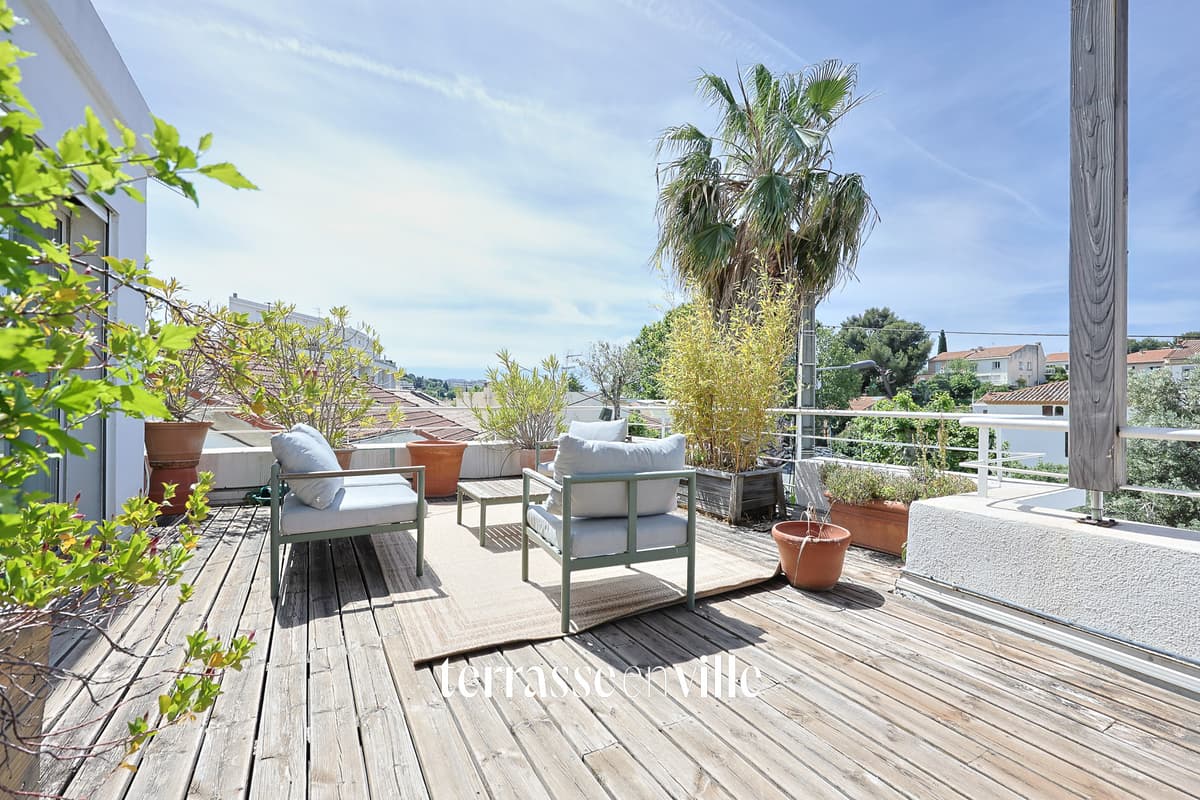 EXCLUSIVITE - LACORDAIRE 13013 - MAISON T6 - 120M2 - TERRASSE PLEIN CIEL 62M2 - GARAGE - 620 000€ - 3