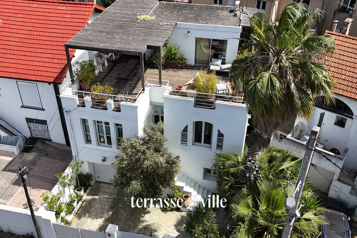 EXCLUSIVITE - LACORDAIRE 13013 - MAISON T6 - 120M2 - TERRASSE PLEIN CIEL 62M2 - GARAGE - 620 000€