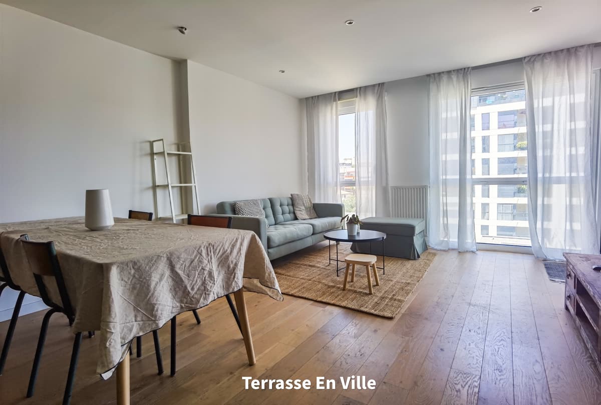 13006 / Castellane / T3 de 66m2 / Terrasse + parking / 1685€ - 3
