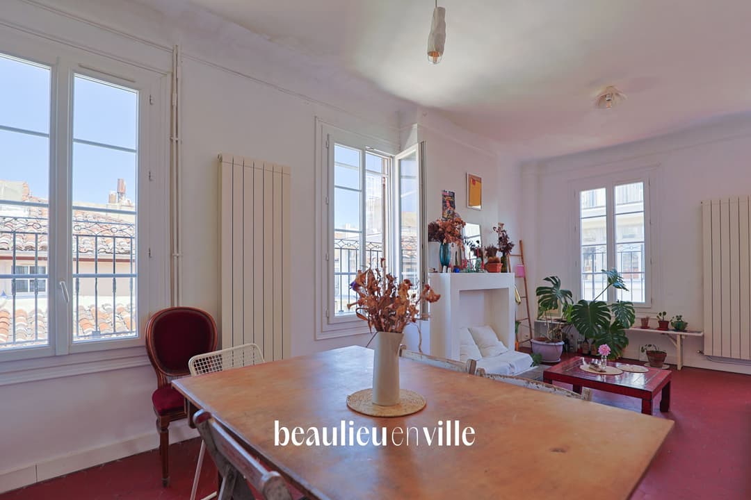 EXCLUSIVITÉ - OPERA VIEUX PORT - T3/4 - DERNIER ETAGE - 449 000 EUROS