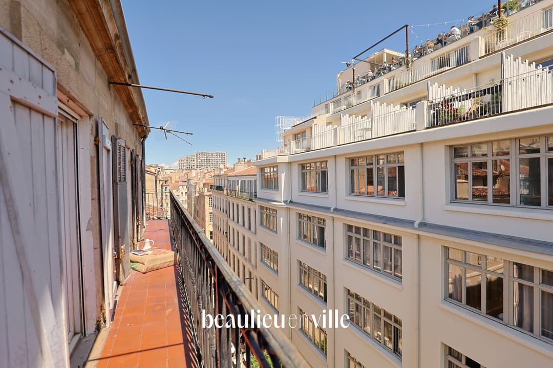 EXCLUSIVITÉ - OPERA VIEUX PORT - T3/4 - DERNIER ETAGE - 449 000 EUROS