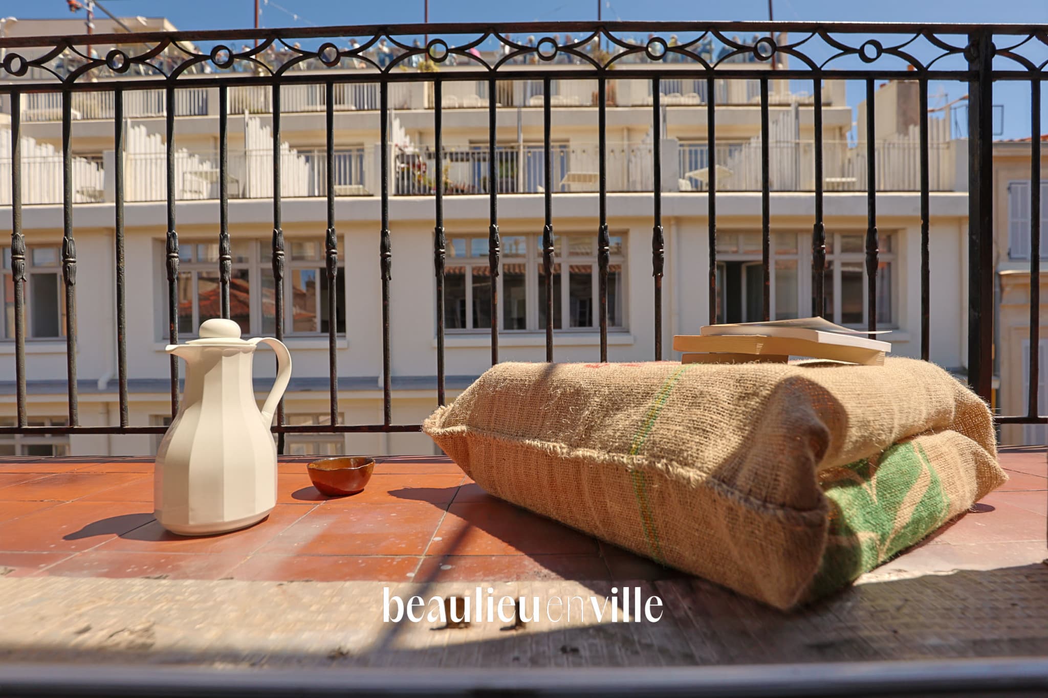 EXCLUSIVITÉ - OPERA VIEUX PORT - T3/4 - DERNIER ETAGE - 449 000 EUROS - 3