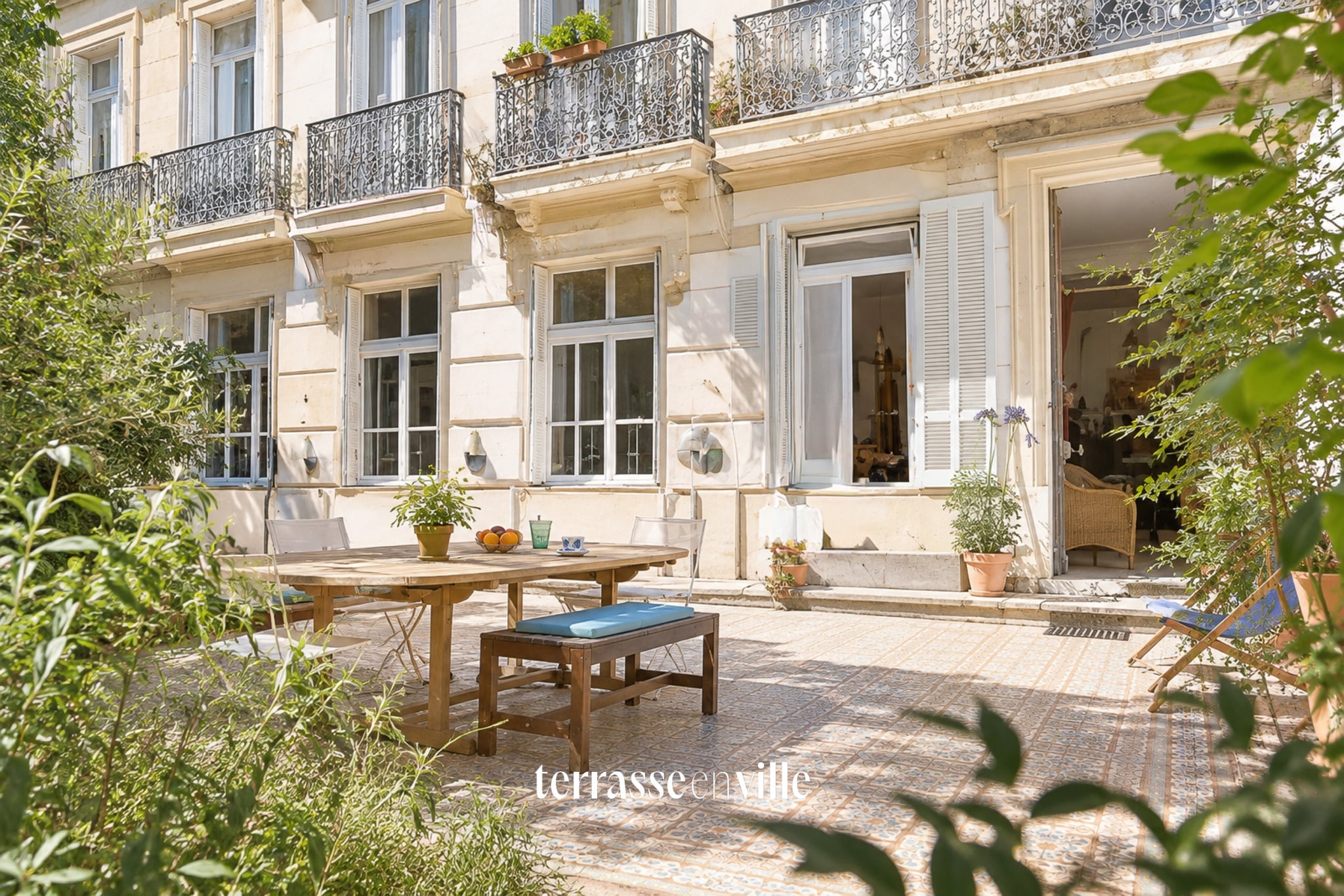 EXCLUSIVITÉ - CINQ AVENUES / LONGCHAMP - DUPLEX T6 - JARDIN - 1 350 000 EUROS