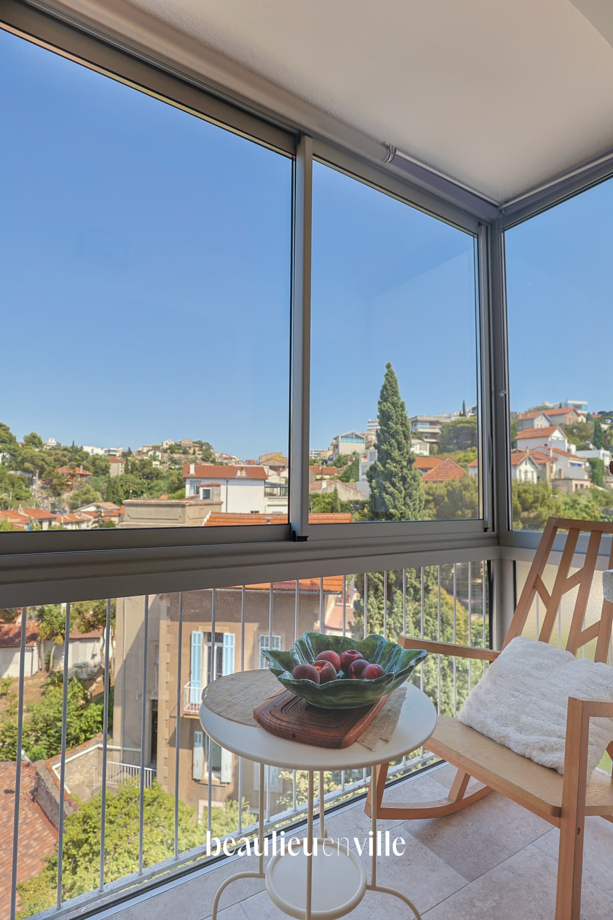 EXCLUSIVITE - ROUCAS BLANC / TERRAIL - T3 62m2 - BALCON - DOUBLE BOX - 7