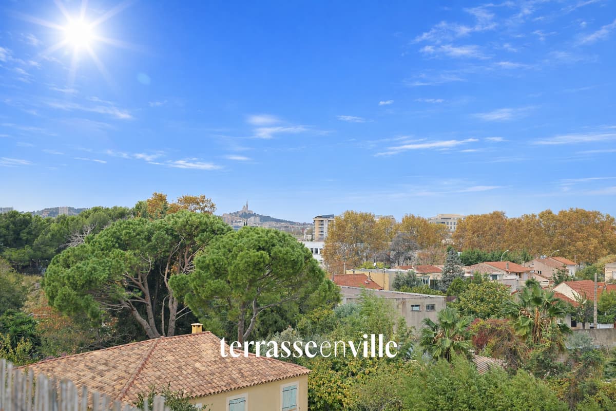 PONT DE VIVAUX / SAINTE-MARGUERITE APPARTEMENT T3 DERNIER ÉTAGE 68 m2 TERRASSES 70 m2 259 000 € - 1