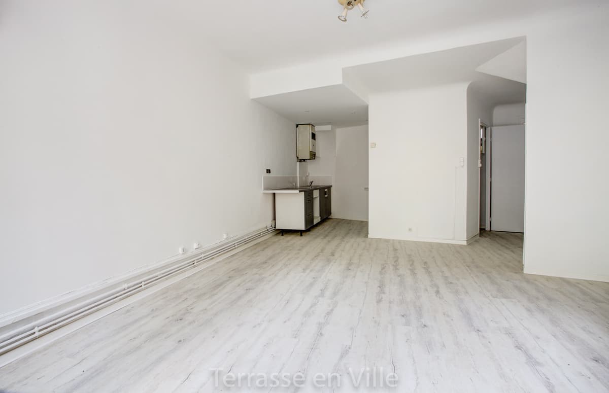 13005 - CAMAS - MAISON DUPLEX T2 - 655 €