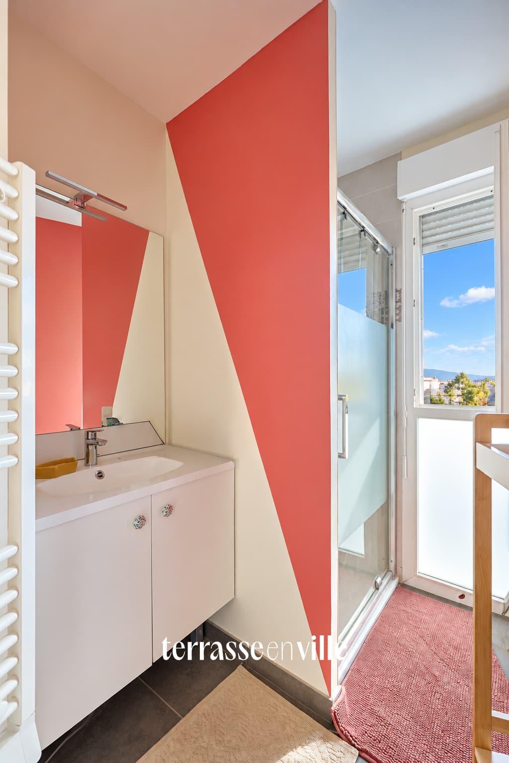 ST MITRE - APPARTEMENT T4 - 86M2 - TERRASSE 25M2 - DOUBLE BOX - 7