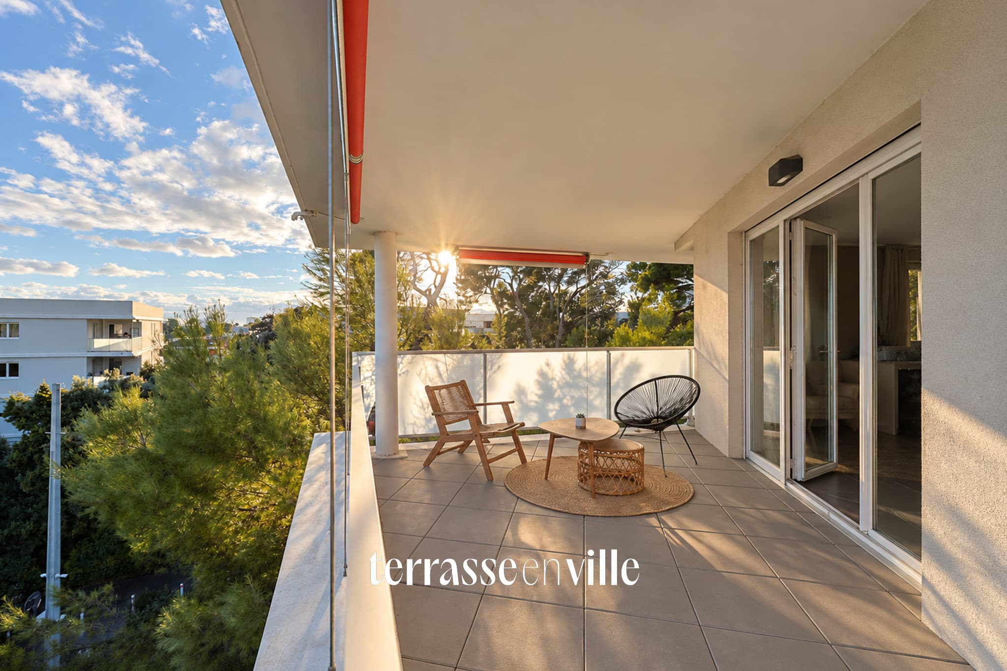 ST MITRE - APPARTEMENT T4 - 86M2 - TERRASSE 25M2 - DOUBLE BOX - 2