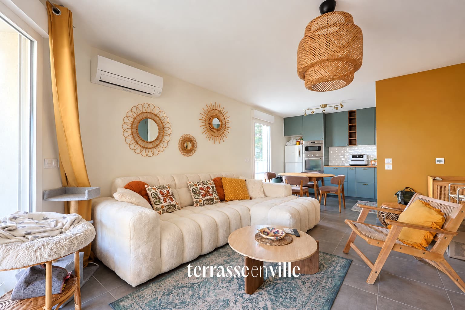 ST MITRE - APPARTEMENT T4 - 86M2 - TERRASSE 25M2 - DOUBLE BOX - 3