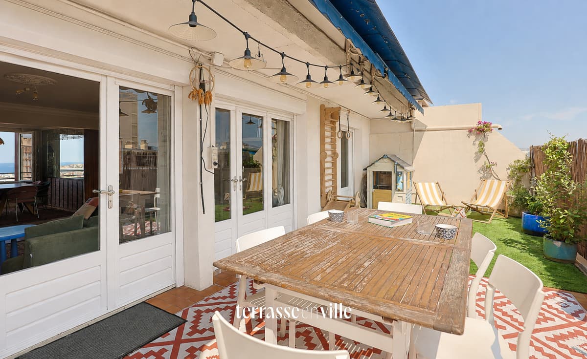 EXCLUSIVITE - LA JOLIETTE - T5 112m2 - TERRASSE - BALCON VUE MER PANORAMIQUE - DOUBLE BOX - 498 000€ - 2