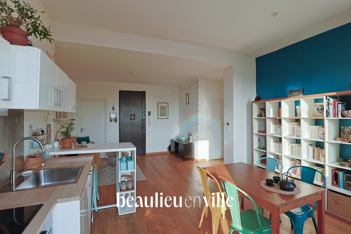 EXCLUSIVITE - VIEUX-PORT - T2 - BALCON - VUE - 230 000 € - 3