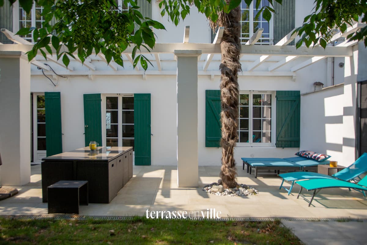 Bayonne - quartier Beyris - Maison 3 niveaux - jardin - 880 000 € - 2
