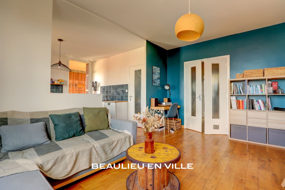 EXCLUSIVITÉ - SAINT CHARLES - T3 - TERRASSE - VUE MER - 295 000 EUROS - 7