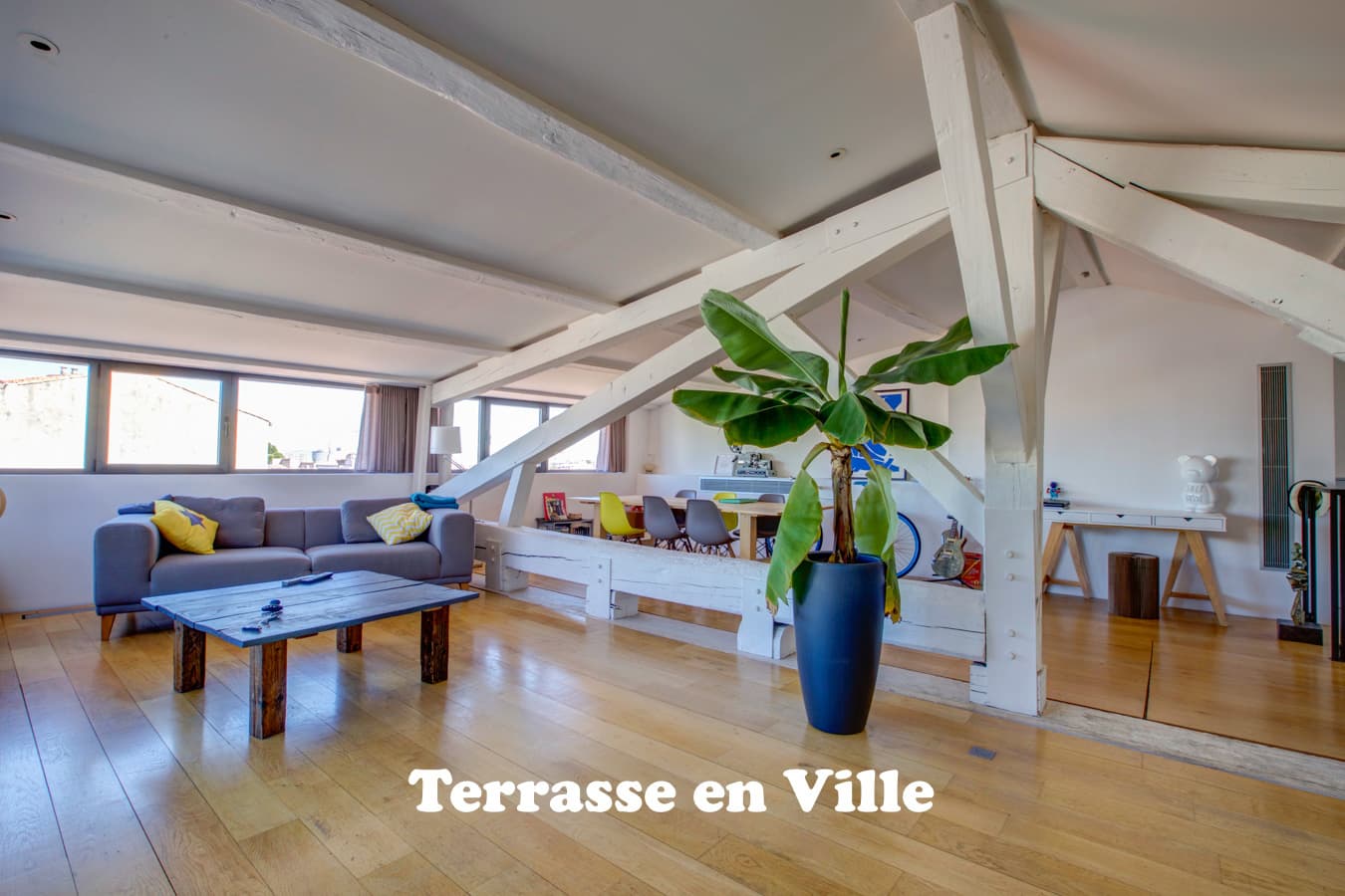 Mazargues, Loft T3 120m2, Terrasse , Parking - 1900€ - 3
