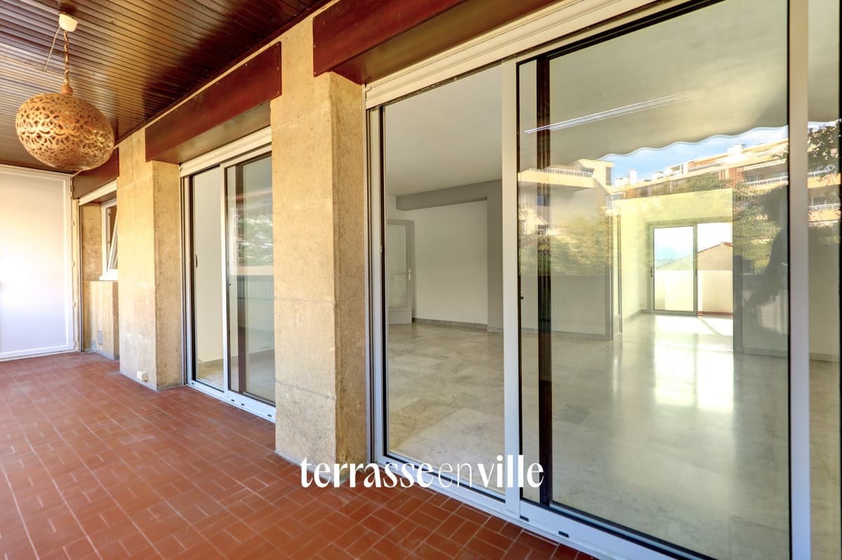 VIEILLE CHAPELLE - T4 - BALCON - TERRASSE - BOX EN SUS - 495000€ - 2