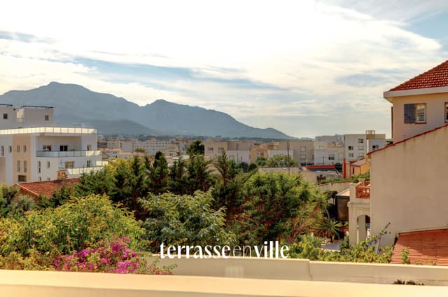VIEILLE CHAPELLE - T4 - BALCON - TERRASSE - BOX EN SUS - 495000€