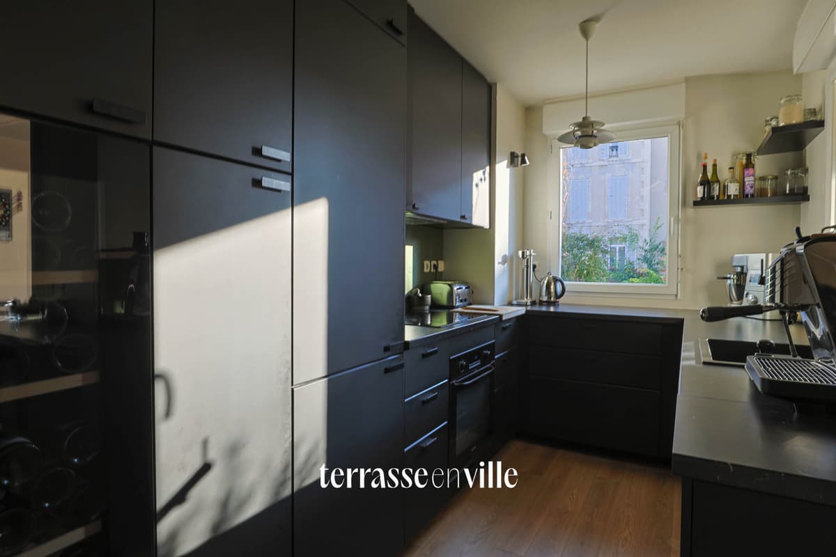EXCLUSIVITE - CARRE D’OR - T4 - TERRASSE - GARAGE EN SUS - 450 000 € - 6