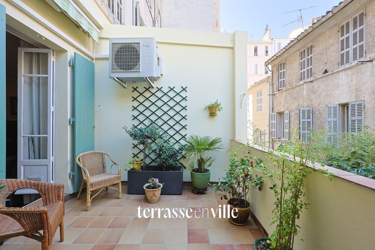 EUGENE PIERRE - T4 - 134M2 - TERRASSE - 600 000 €