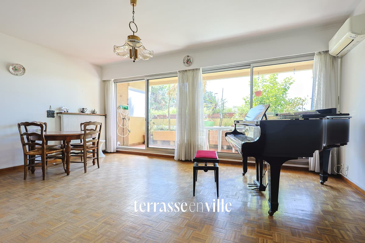 EXCLUSIVITÉ - 26 eme CENTENAIRE - T4 - 96 m2 - TERRASSE ET JARDIN 50 M2 - PARKING - 280 000 € - 3